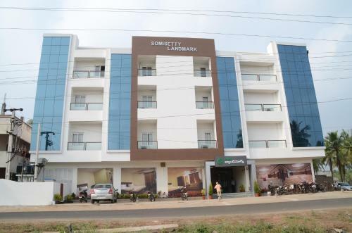 Hotel Somisetty Landmark