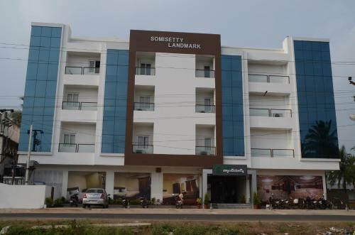Hotel Somisetty Landmark