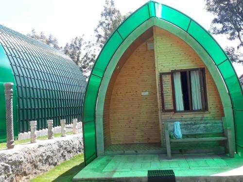 Hotel The Den By Trees