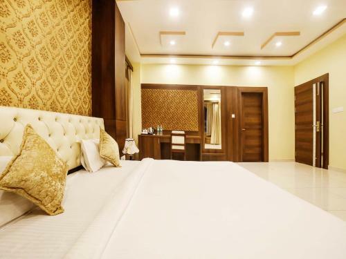 Hotel Golden Heritance