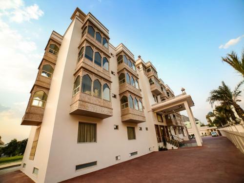 Hotel Golden Heritance