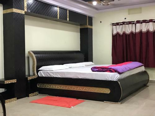 Lodge Ushasree Residency
