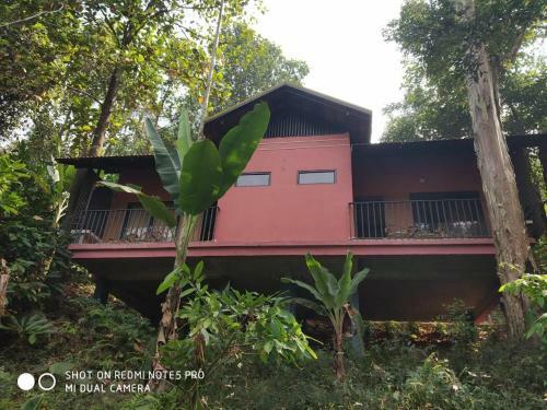 Villa Honeyrock Resorts