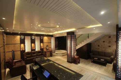 Hotel Sandesh Pride