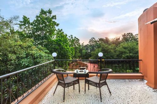 Villa Saffronstays Ekaant