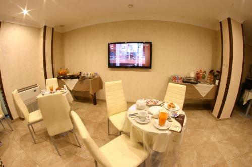 Hotel Chic