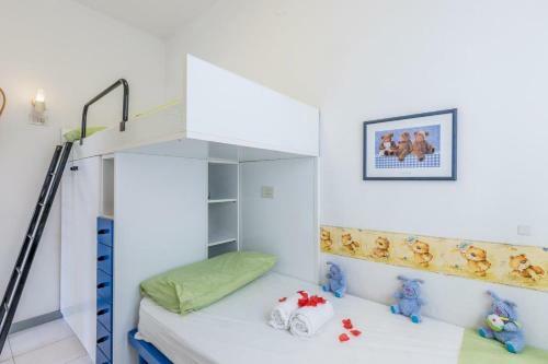 Marina Di Carrara Apartment Sleeps 6