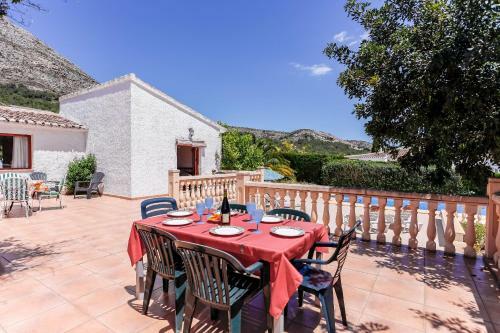 Xabia Villa Sleeps 6 Pool Wifi