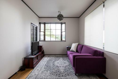 Purple Sofa House Kamakura Zushi
