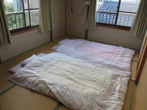 Hostal Yunosato Youth Hostel
