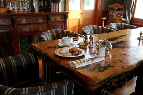 Bed & Breakfast Maungakawa Villa