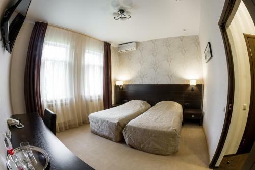 Green Park Hotel