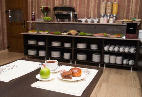 Lazurnoye Okno Hotel