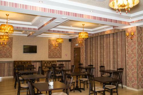 Lazurnoye Okno Hotel