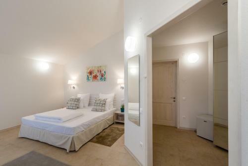 Hotel Loyal Guest House