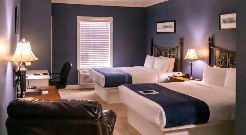 Hotel Depot Inn & Suites