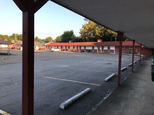 Travelers Inn Motel