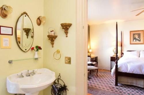 Bed & Breakfast Wainwright Inn