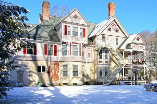Bed & Breakfast Wainwright Inn