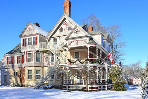 Bed & Breakfast Wainwright Inn