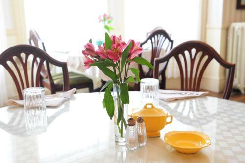 Bed & Breakfast Wainwright Inn