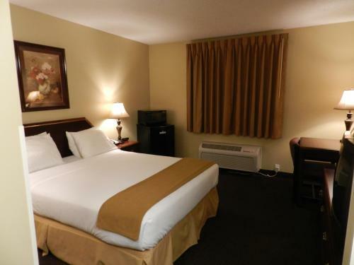 Hotel Luxury Inn & Suites Troy