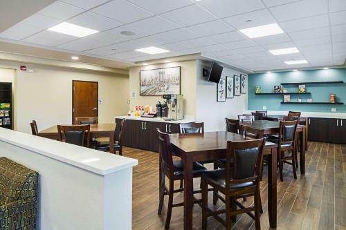 Suburban Extended Stay Hotel