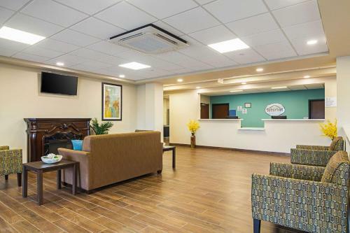 Suburban Extended Stay Hotel