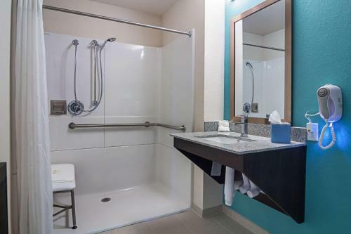 Suburban Extended Stay Hotel