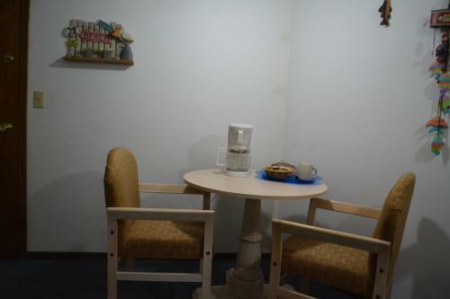 Motel Bloomer Inn & Suites