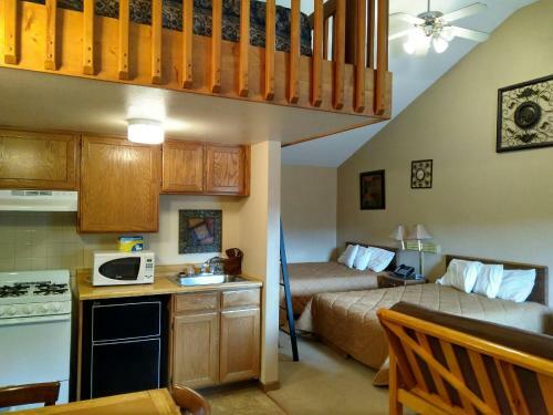 Hotel Elk Creek Resort