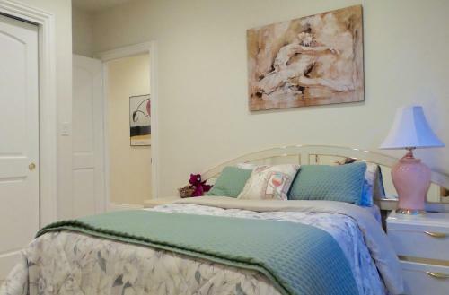 Little Paradise Two Bedroom Suite