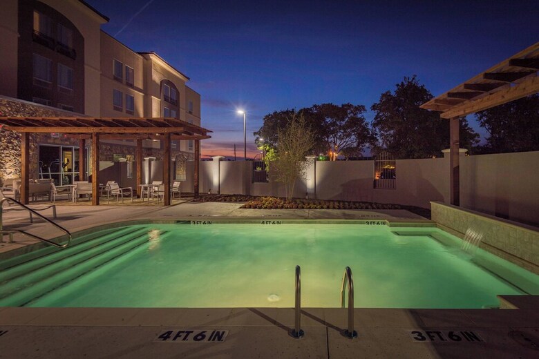 Hotel Springhill Suites By Marriott Dallas Rockwall