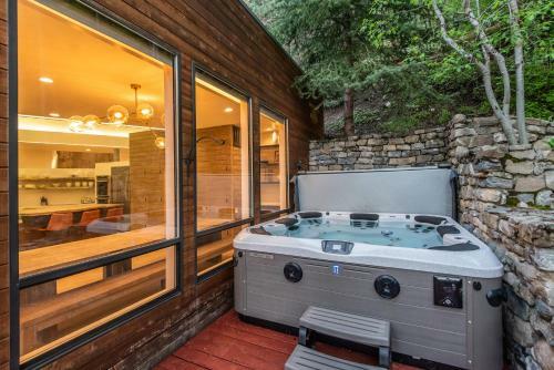 Modern Treehouse Home