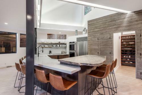 Modern Treehouse Home