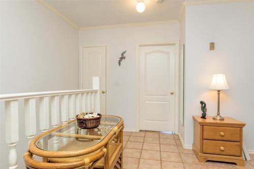 Dolphin 7 Villa