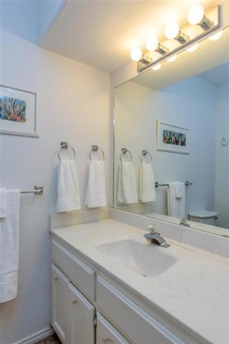 Dolphin 7 Villa