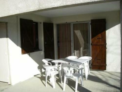 Apartment Tennis Residence