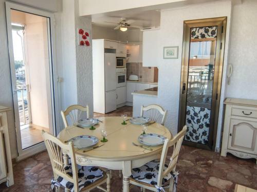Apartment Port Des Sables