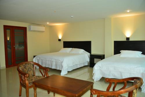 Hotel F Sur Inn