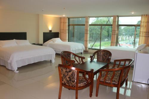 Hotel F Sur Inn