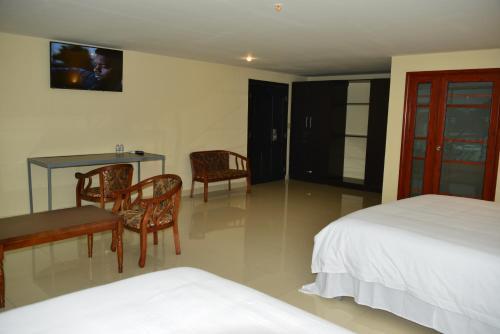 Hotel F Sur Inn