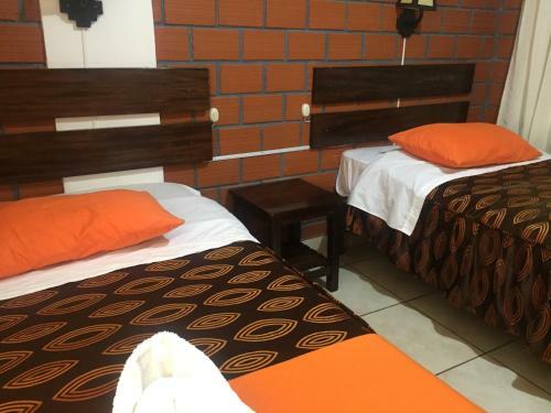 Bed & Breakfast Hostal Dennys House II