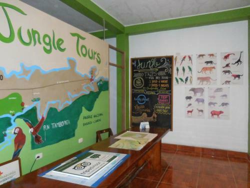 Hotel Tambopata Hostel