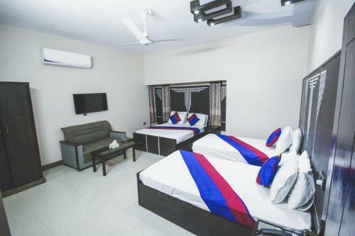 Hotel Regalia Inn