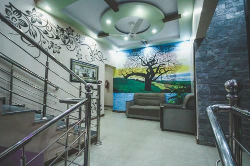 Hotel Regalia Inn