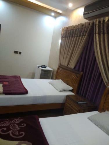 Hostal Embassy Lodge