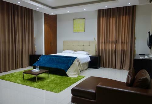 Grand Tayba Hotel