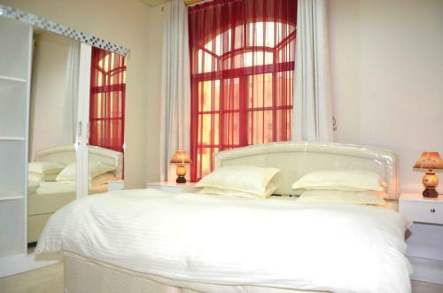 Manazel Tayba Hotel