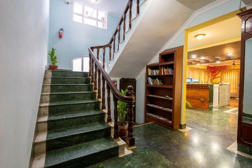 Oyo 751 Hotel Bougainvillea